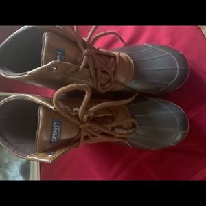 Women’s sperry duck boots